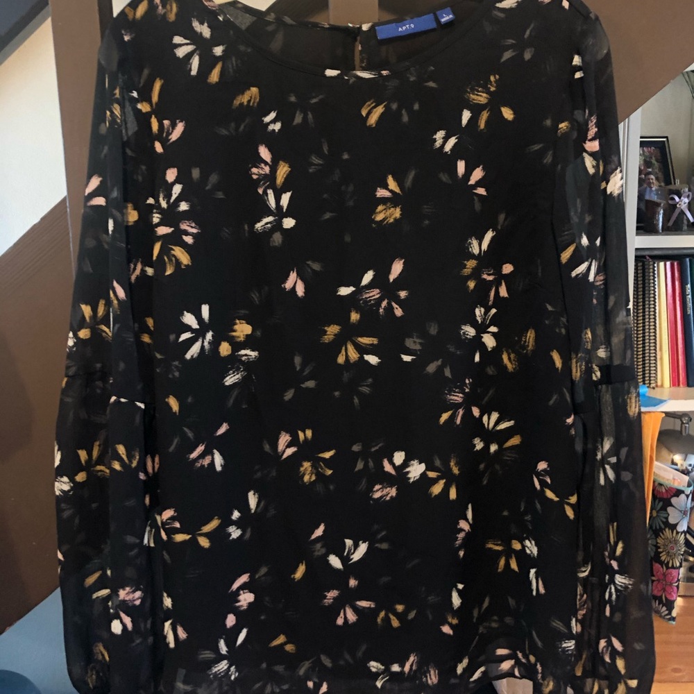 Apt 9 blouse